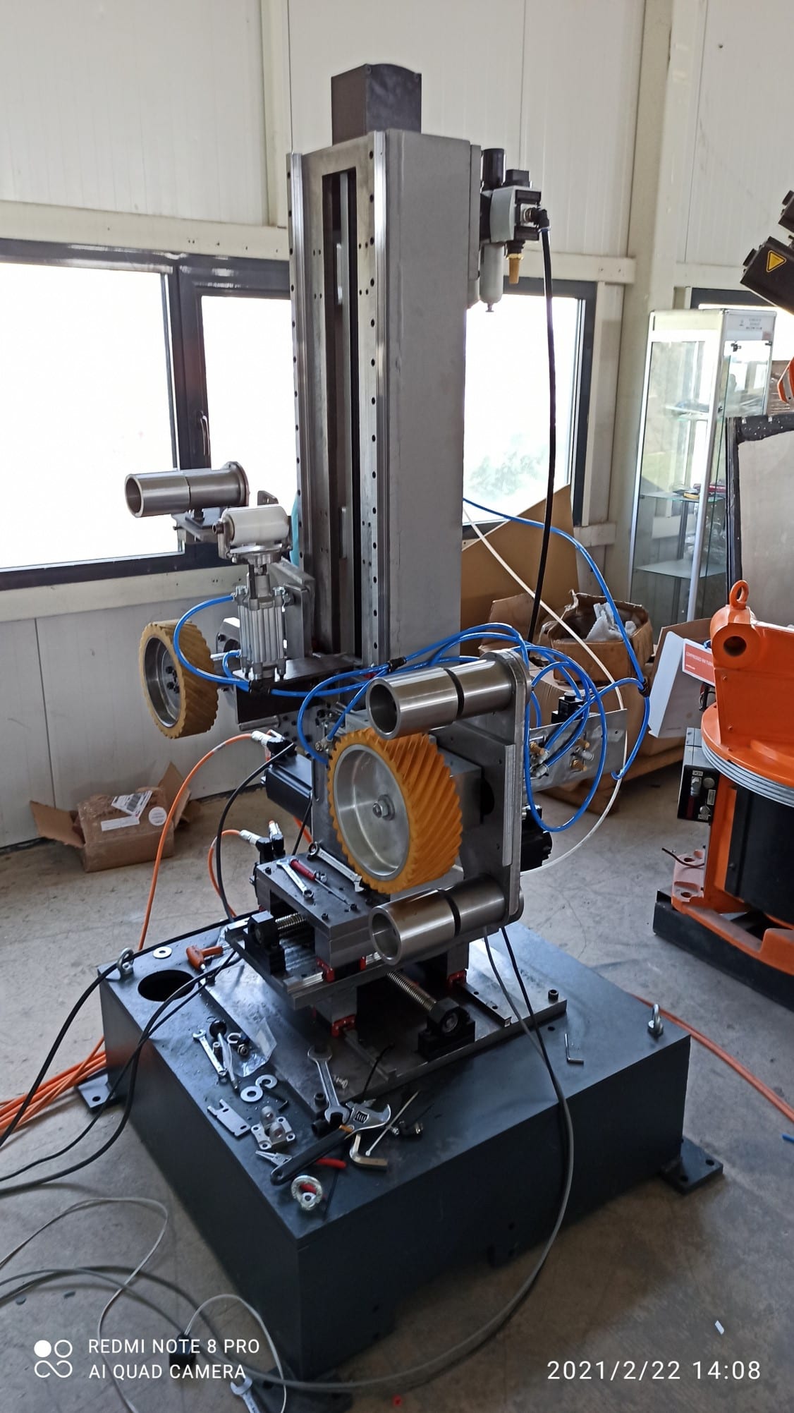 Hareketli-Sabit İstasyonlu Satinaj Makinesi Kontrol Sistemi