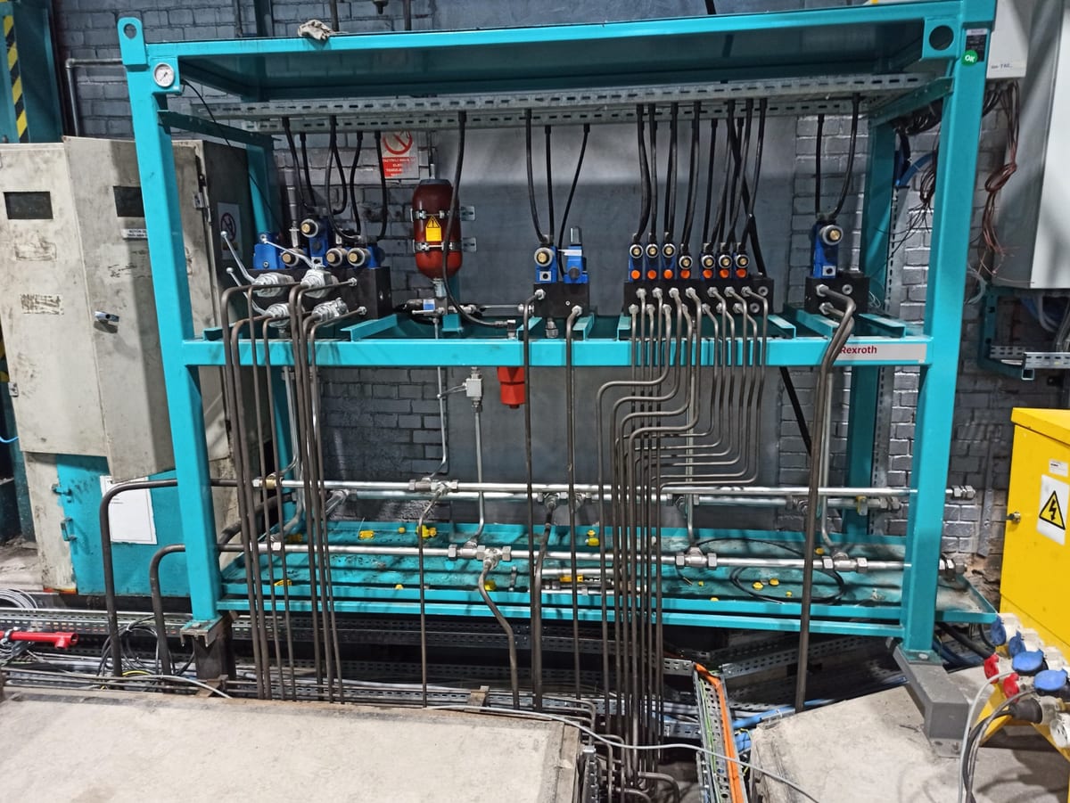 Folyo Hadde Tesisi Valf Standı